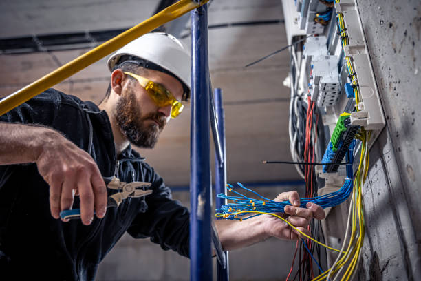 Best Electrician Near Me  in Haines City, FL